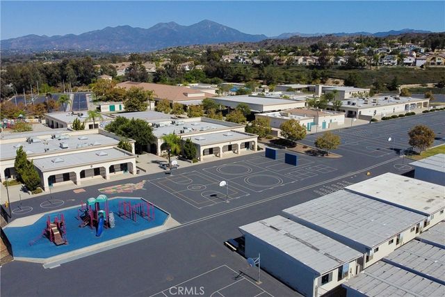 44 Willowbrook Lane, Rancho Santa Margarita, CA 92688