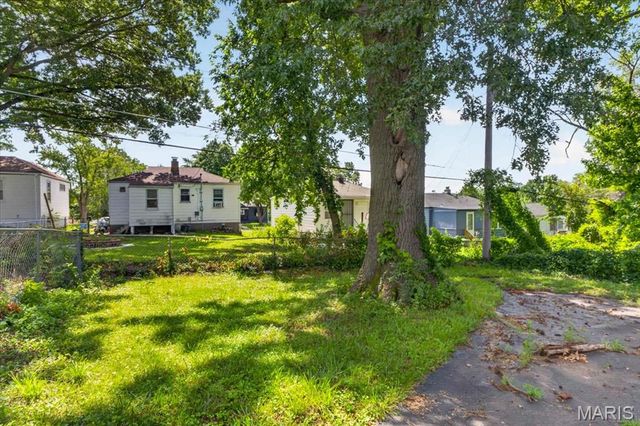 5658 Leverette Avenue, St Louis, MO 63136