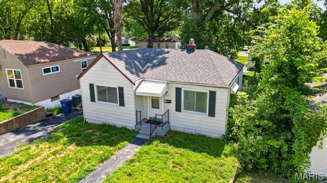5658 Leverette Avenue, St Louis, MO 63136