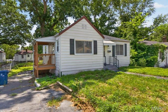 5658 Leverette Avenue, St Louis, MO 63136
