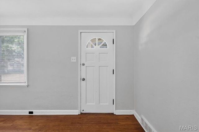 5658 Leverette Avenue, St Louis, MO 63136