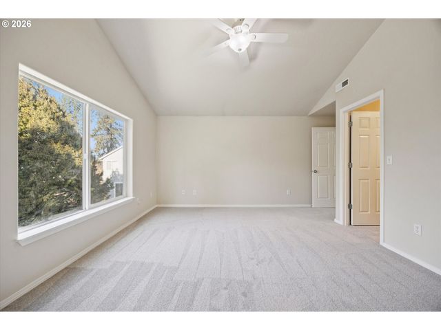 17723 Sw FALLING LEAF Ct, Beaverton, OR 97003