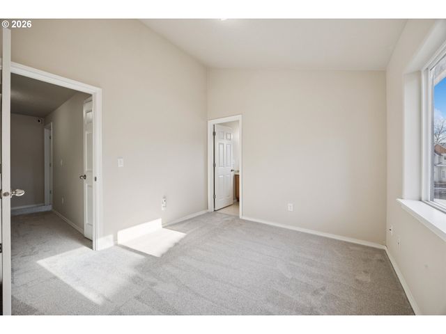17723 Sw FALLING LEAF Ct, Beaverton, OR 97003