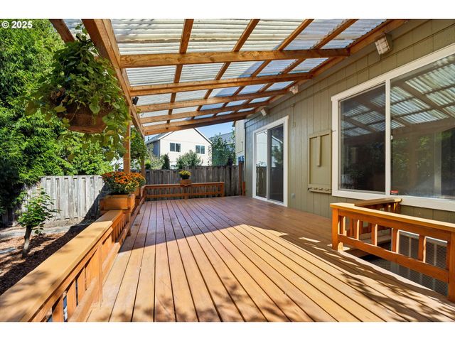 17723 Sw FALLING LEAF Ct, Beaverton, OR 97003