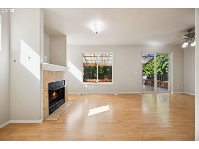 17723 Sw FALLING LEAF Ct, Beaverton, OR 97003
