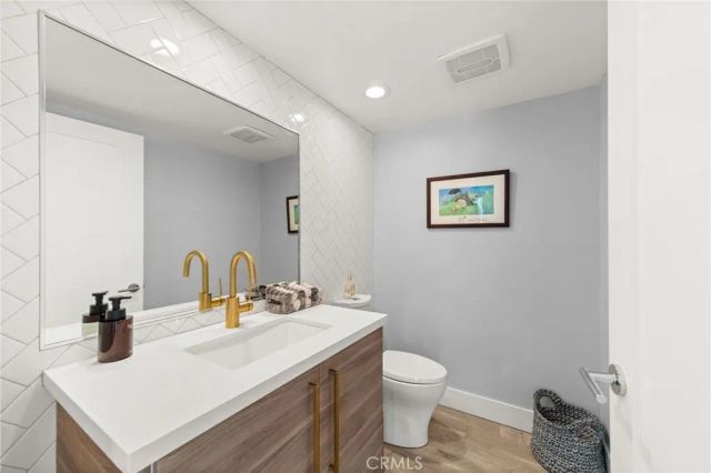 8601 Links Road, Buena Park, CA 90621