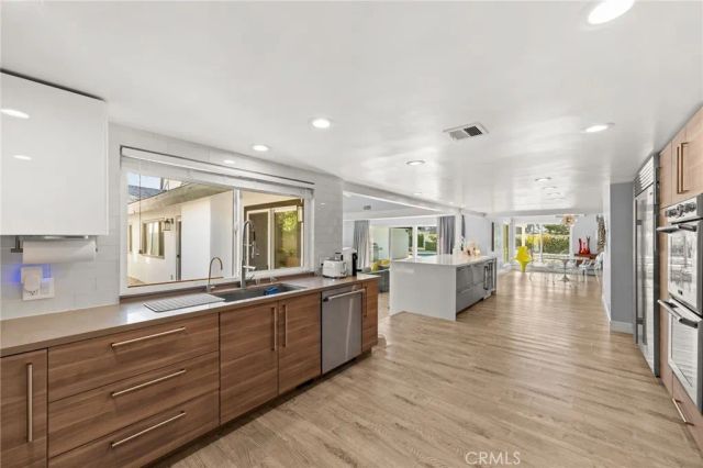 8601 Links Road, Buena Park, CA 90621