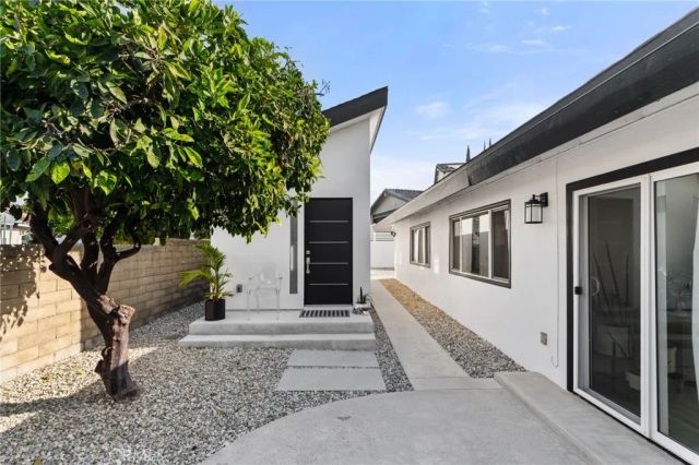 8601 Links Road, Buena Park, CA 90621