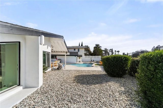 8601 Links Road, Buena Park, CA 90621