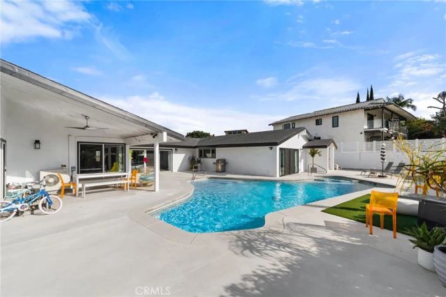 8601 Links Road, Buena Park, CA 90621