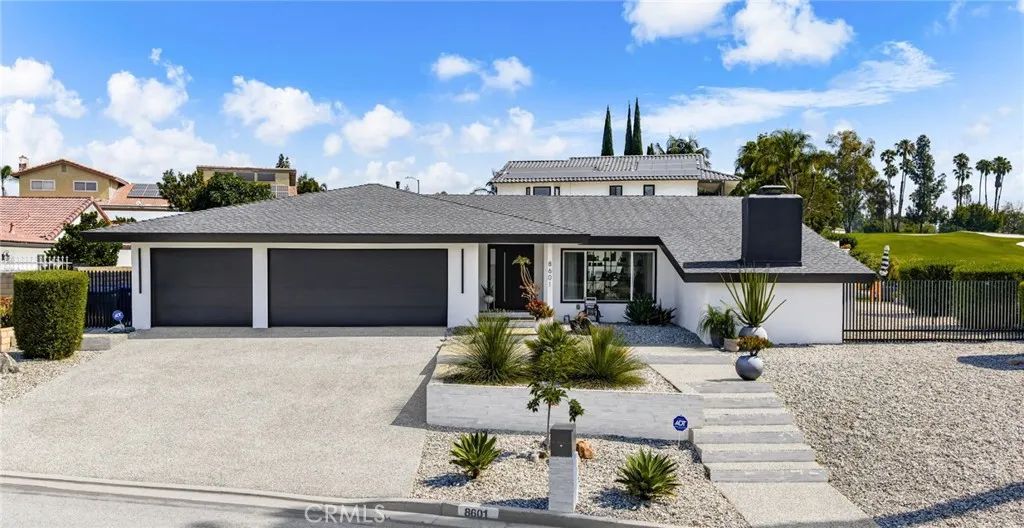 8601 Links Road, Buena Park, CA 90621