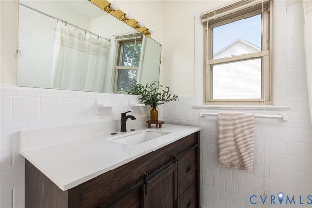 110 Grindstone Dr, Winchester, VA 22602