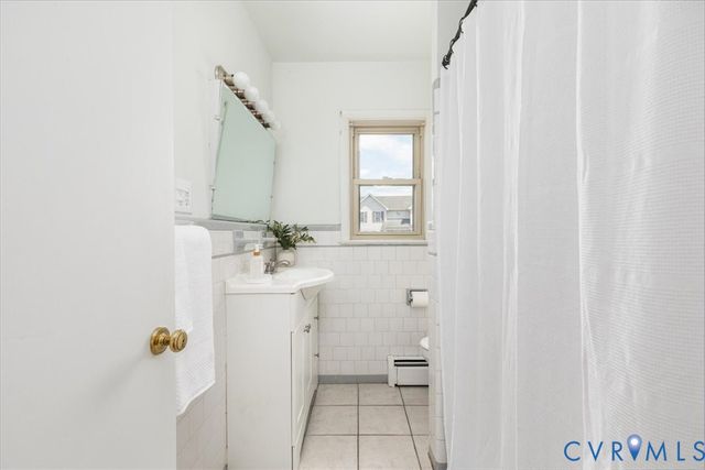110 Grindstone Dr, Winchester, VA 22602