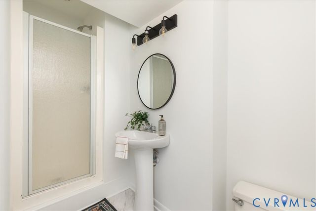110 Grindstone Dr, Winchester, VA 22602