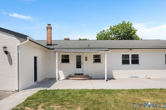 110 Grindstone Dr, Winchester, VA 22602