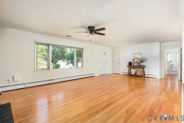110 Grindstone Dr, Winchester, VA 22602