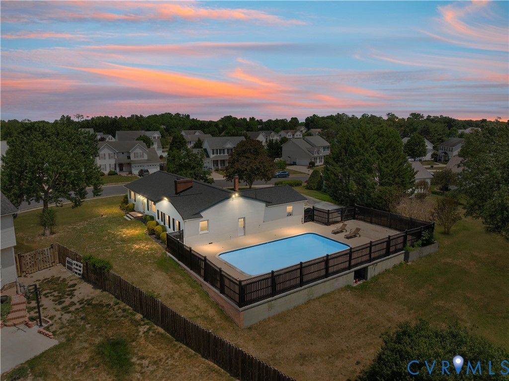 110 Grindstone Dr, Winchester, VA 22602