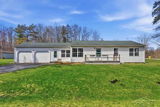 60 S Birchcrest Drive, Midland, MI 48640