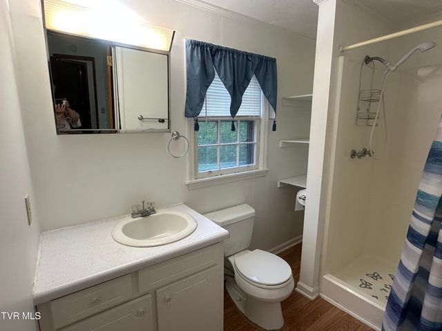 6765 Warrensburg Road, Mosheim, TN 37818