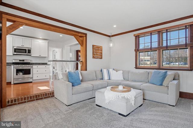 2899 PENNVIEW AVE, Broomall, PA 19008