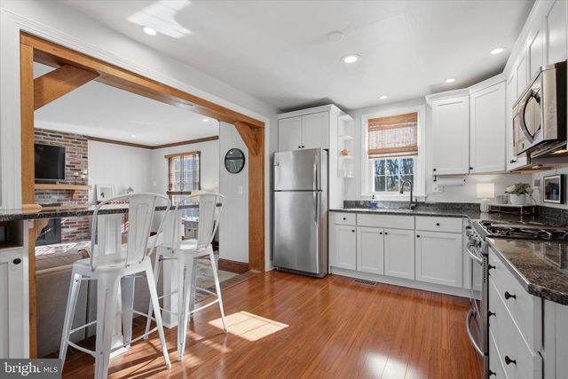 2899 PENNVIEW AVE, Broomall, PA 19008