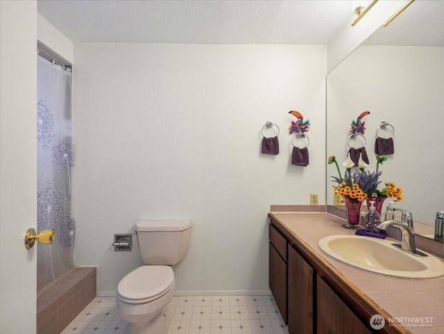 8006 45th Avenue W, Mukilteo, WA 98275