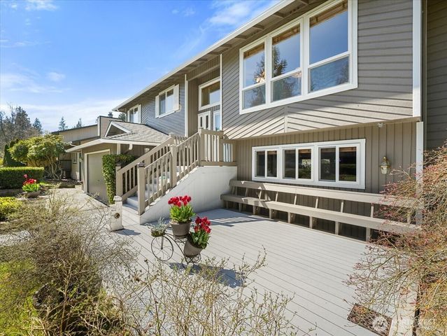 8006 45th Avenue W, Mukilteo, WA 98275