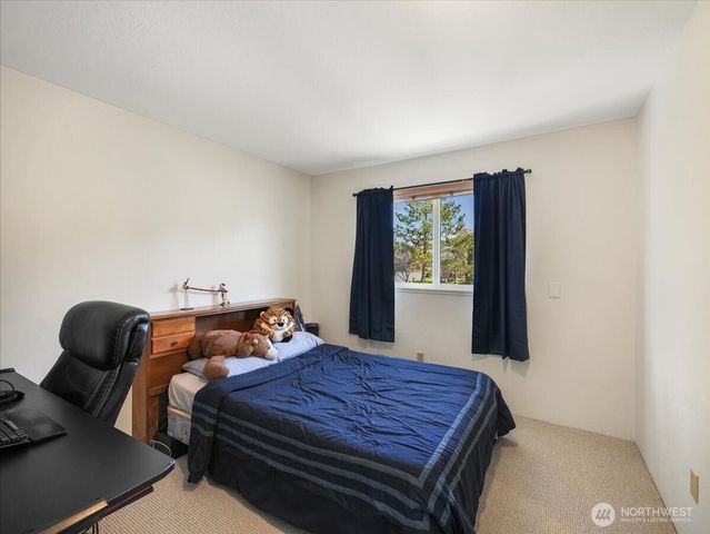 8006 45th Avenue W, Mukilteo, WA 98275