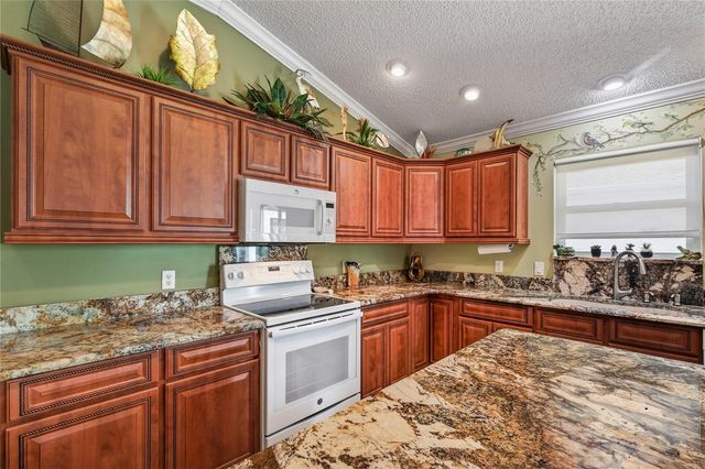 1116 ELIZABETH COURT, The Villages, FL 32162