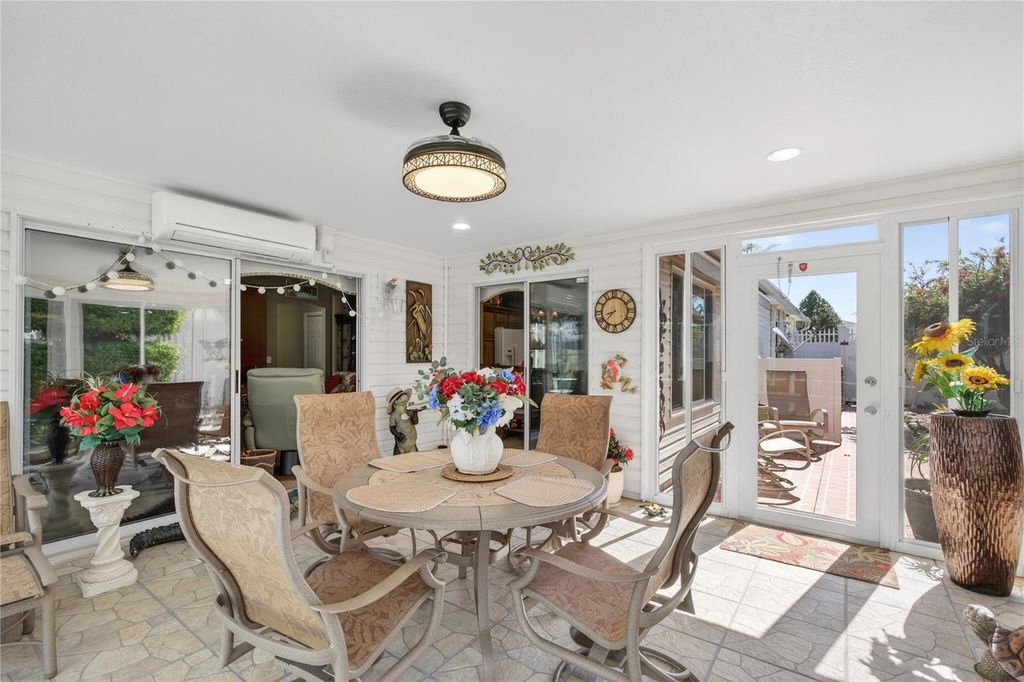 Image 31 of property listing at 1116 ELIZABETH COURT, The Villages, FL 32162