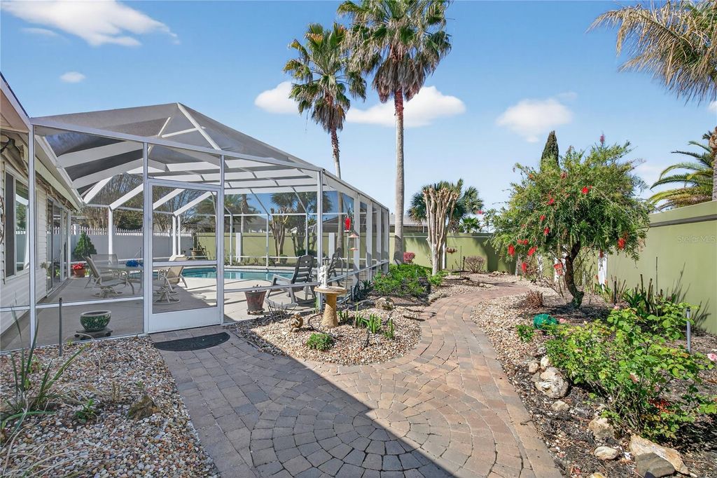 Image 36 of property listing at 1116 ELIZABETH COURT, The Villages, FL 32162