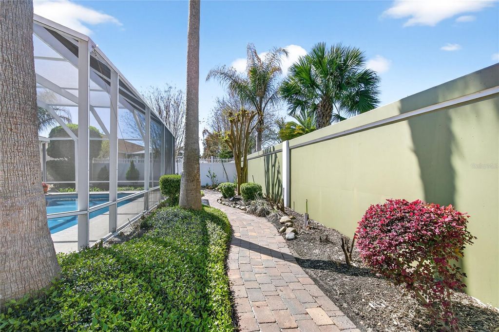 Image 37 of property listing at 1116 ELIZABETH COURT, The Villages, FL 32162