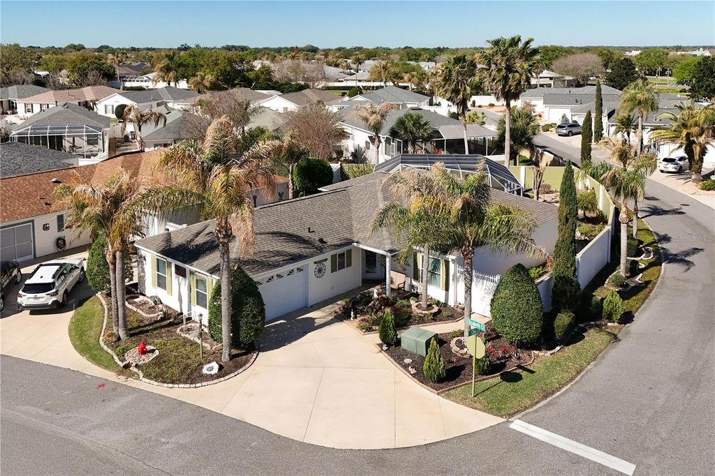 Image 44 of property listing at 1116 ELIZABETH COURT, The Villages, FL 32162