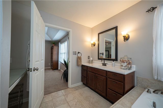 2000 St Andrews Ct, Penn Twp, PA 15644