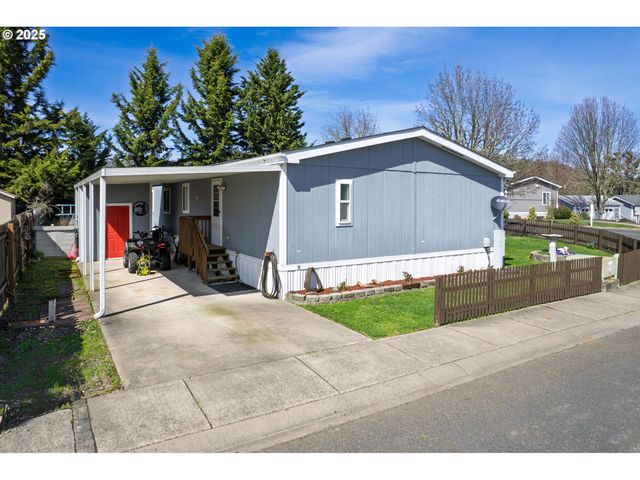 266 RIVER PLACE Dr 61, Roseburg, OR 97471
