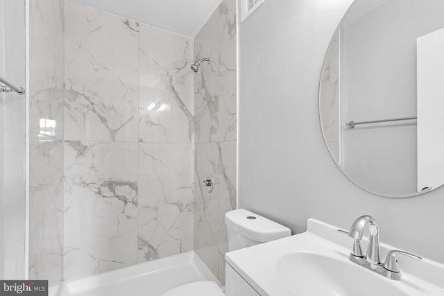 7403 LARNE LN, Lorton, VA 22079