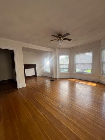 115 Upham 2, Melrose, MA 02176