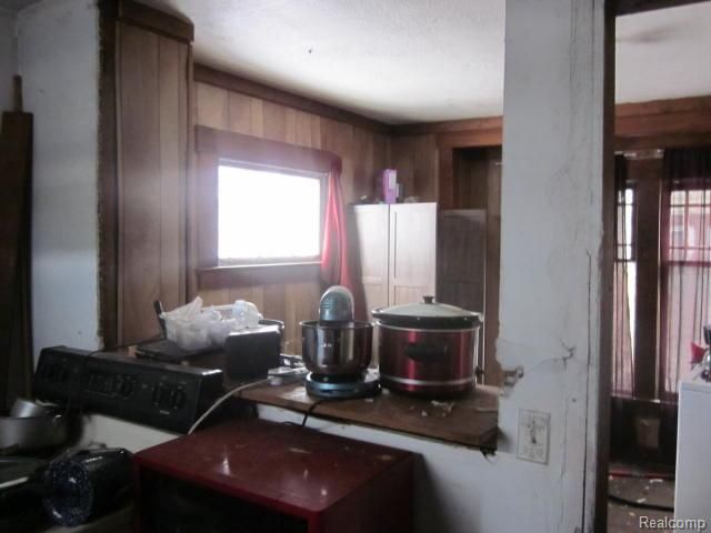 509 Clifford Street, Lansing, MI 48912