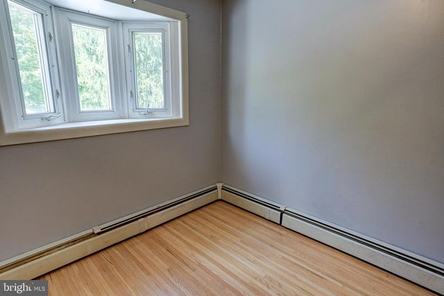 129 BLUE JAY RD, Chalfont, PA 18914