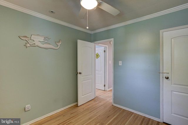 129 BLUE JAY RD, Chalfont, PA 18914