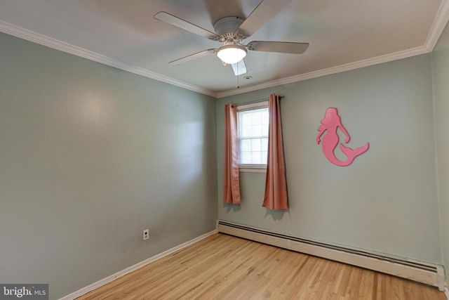 129 BLUE JAY RD, Chalfont, PA 18914