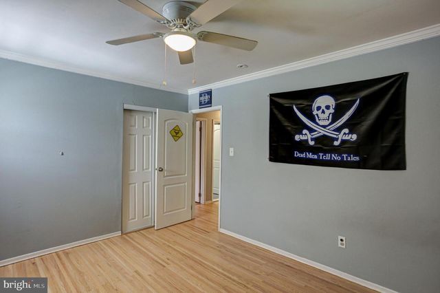 129 BLUE JAY RD, Chalfont, PA 18914