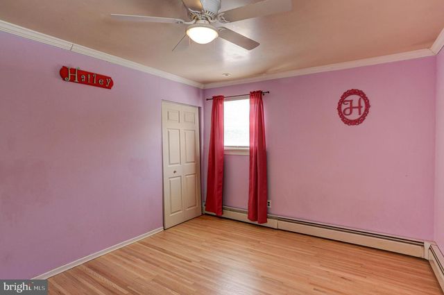 129 BLUE JAY RD, Chalfont, PA 18914