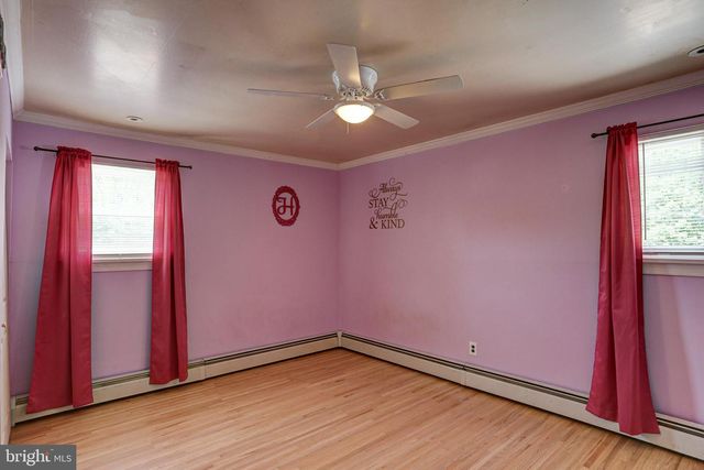 129 BLUE JAY RD, Chalfont, PA 18914