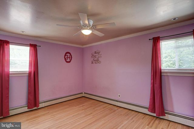 129 BLUE JAY RD, Chalfont, PA 18914