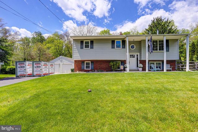 129 BLUE JAY RD, Chalfont, PA 18914