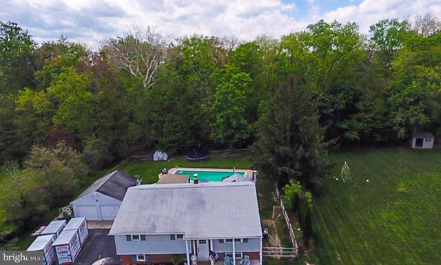 129 BLUE JAY RD, Chalfont, PA 18914