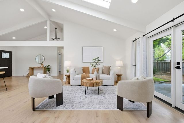 1193 Redoaks Drive, San Jose, CA 95128