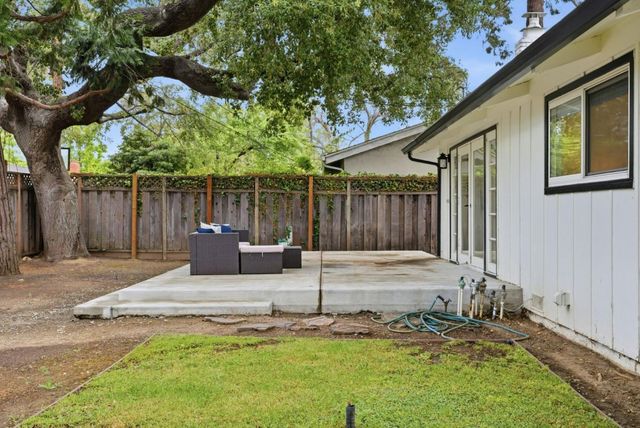 1193 Redoaks Drive, San Jose, CA 95128