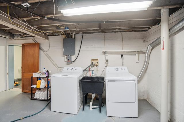 203 N 2nd Street 203 N 2nd Street, Tipp City, OH 45371